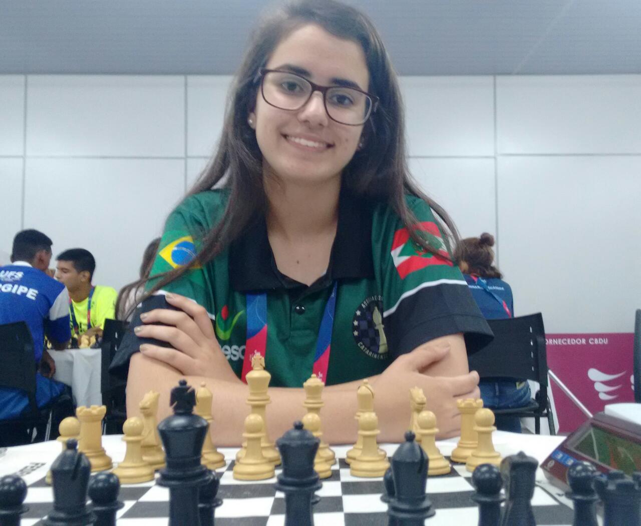 Kathiê é finalista do Campeonato Brasileiro de Xadrez